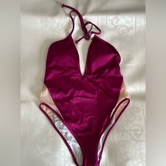 PINK Victoria's Secret Purple Deep V-Neck Halter One Piece Swimsuit size S/P - Picture 2 of 9